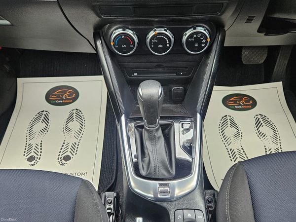 Mazda Demio only 17,000 Km ! 384879302