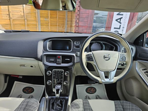 2019 Volvo V40 D4 2.0 DIESEL AUTO NEW NCT 04/28 384879524