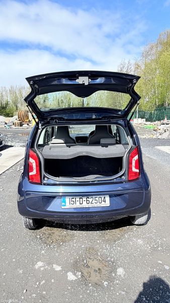 Volkswagen up! 2015 384804642