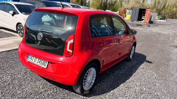 Volkswagen up! 2014 384820498