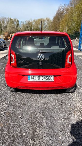 Volkswagen up! 2014 384820504