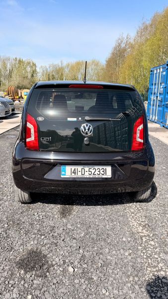 Volkswagen up! 2014 384821246