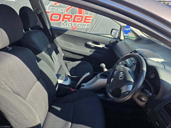 Toyota Auris 2009 384940022