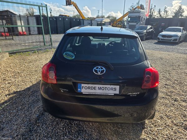 Toyota Auris 2007 384940766