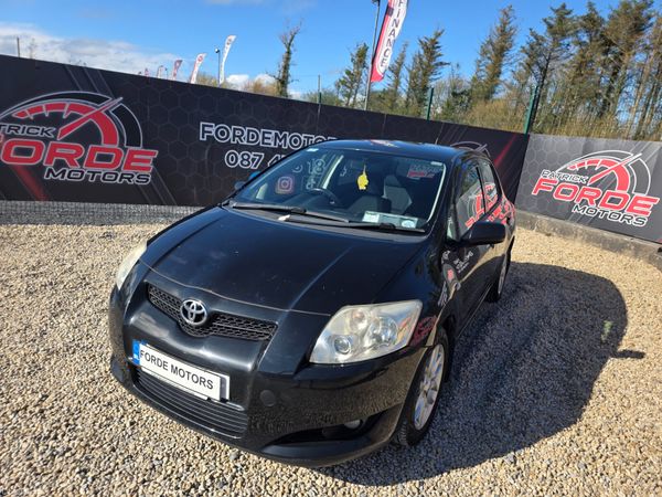 Toyota Auris 2007 384940768