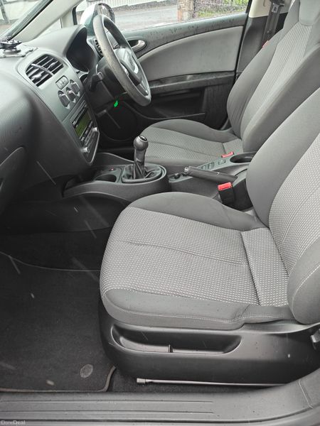 Stunning SEAT LEON 1.6 TDi Sport 384952830