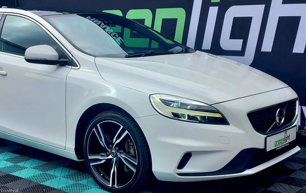 2016 Volvo V40 R Design Automatic Pan Roof 384965350