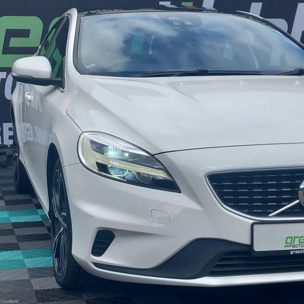 2016 Volvo V40 R Design Automatic Pan Roof 384965562