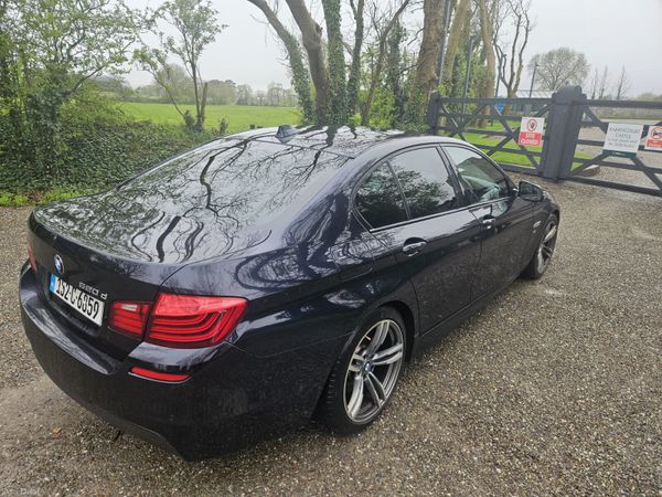 BMW 5-Series 2015 384989082