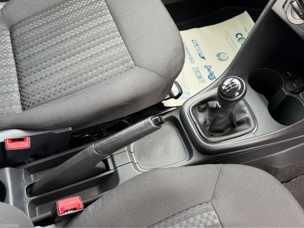 Volkswagen Polo TRENDLINE 1.0 60HP MANUAL 5SPEED 5 384900388