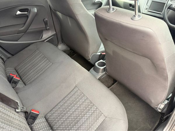 Volkswagen Polo TRENDLINE 1.0 60HP MANUAL 5SPEED 5 384900394