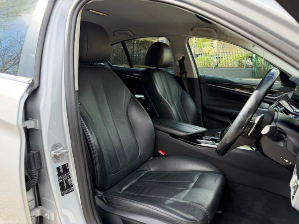 BMW 520D SE Business Edition Automatic 384902768