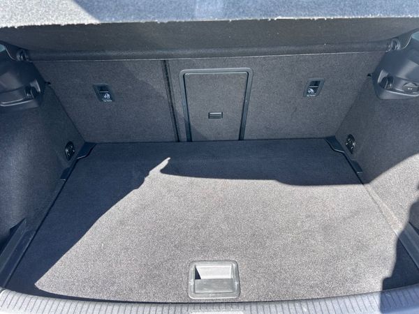 2018 VW GOLF 1.6TDI HL MK7.5 DIGITAL DISPLAY 384909726