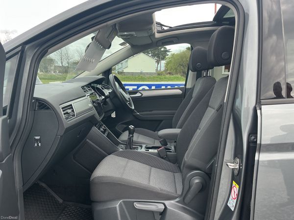 2019 VW TOURAN 1.6 TDI 7 SEATER SUNROOF SPOTLESS 384912630