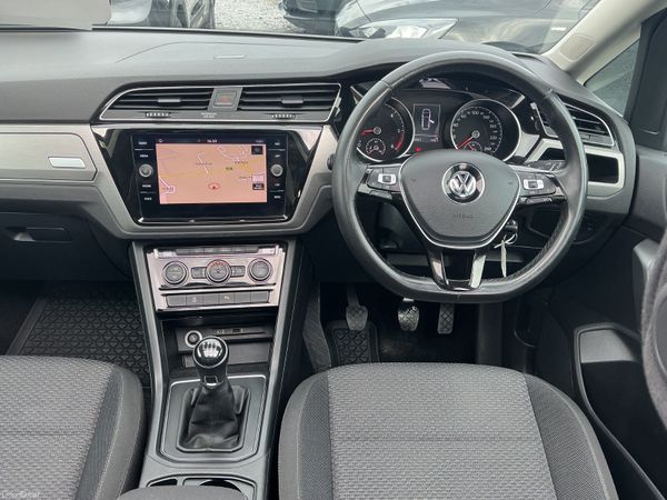 2019 VW TOURAN 1.6 TDI 7 SEATER SUNROOF SPOTLESS 384912636