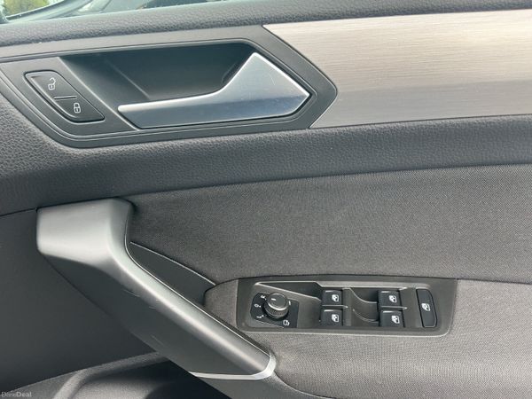 2019 VW TOURAN 1.6 TDI 7 SEATER SUNROOF SPOTLESS 384912638