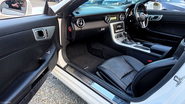 🔥 2015 Mercedes-Benz SLK250D AMG Line Convertible 384918690