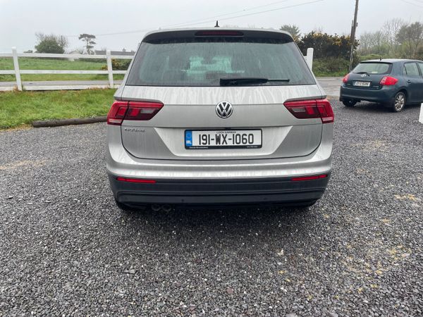 Volkswagen Tiguan 2019 384930890
