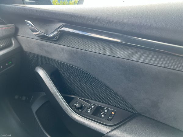 2021 (212) Skoda Octavia VRS 1.4 TSI IV -Automatic 384933856