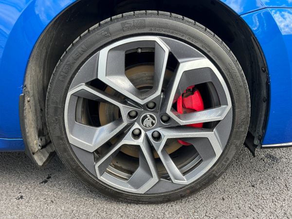2021 (212) Skoda Octavia VRS 1.4 TSI IV -Automatic 384933820