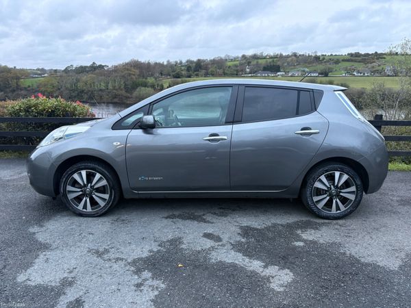 2015 Nissan Leaf SV 24KWH 384935334