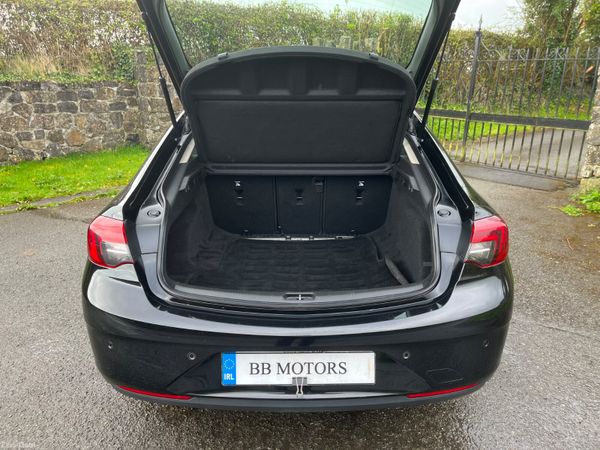 Opel Insignia 1.6 (136PS) Turbo D ecoTEC SRi 385041268