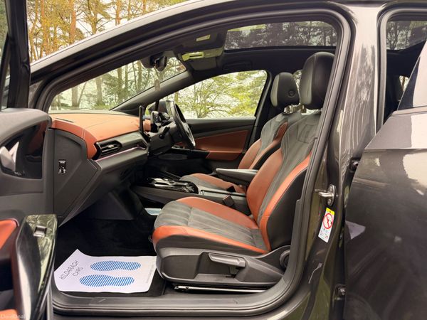 Volkswagen ID.4 2021 Pro Family Pack Glass Roof 385043274