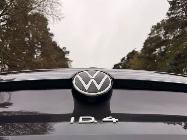 Volkswagen ID.4 2021 Pro Family Pack Glass Roof 385043276