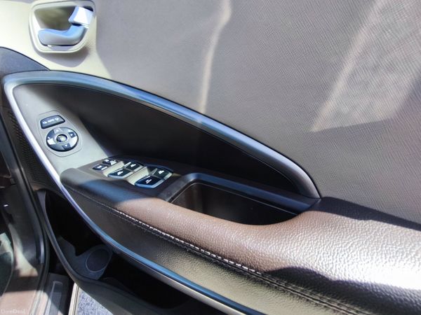 Hyundai Santa Fe 2.2 CRDi 4WD Executive 7 seater 385044560