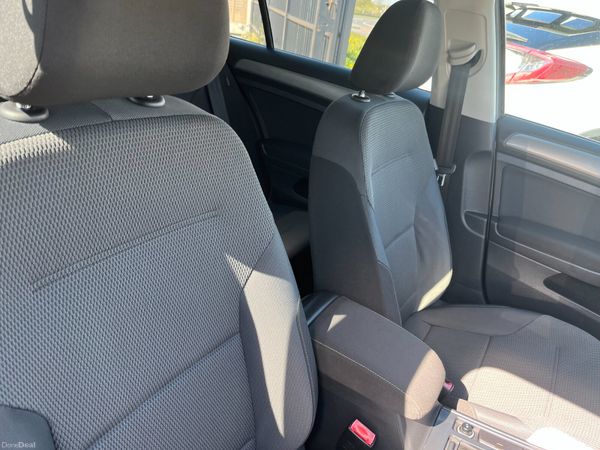 Volkswagen Golf 2015, 1.2 5DR AUTO LOW KM 385049080