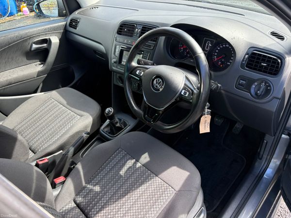 2016 Volkswagen Polo 1.0 Manual 385053156