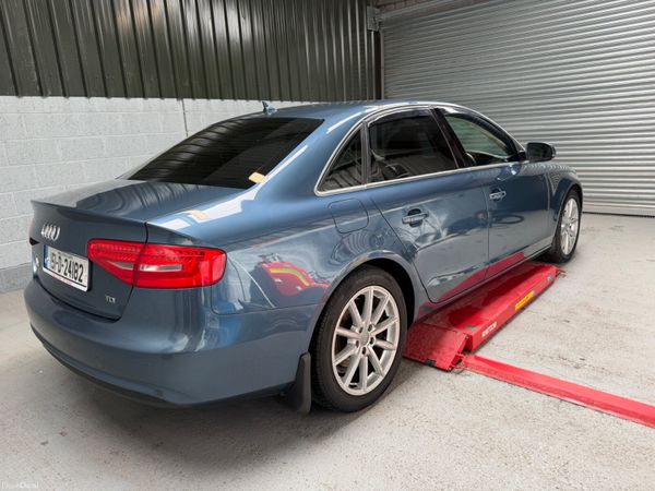 Audi A4 2015 385053684