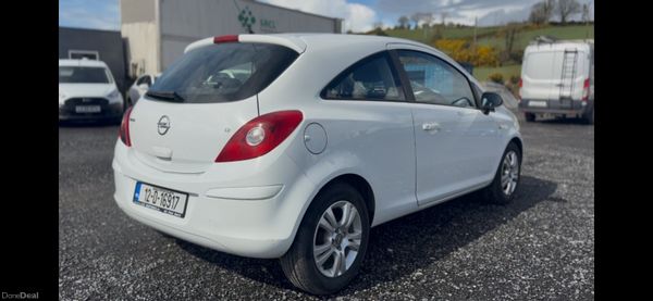 Opel Corsa 2012 1.2 petrol 385060382