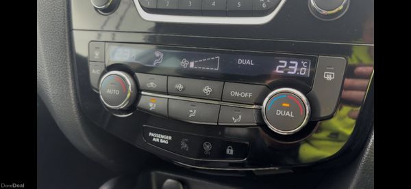 Nissan Qashqai 2015 1.5 diesel tax & tested 385060920