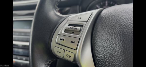 Nissan Qashqai 2015 1.5 diesel tax & tested 385060924