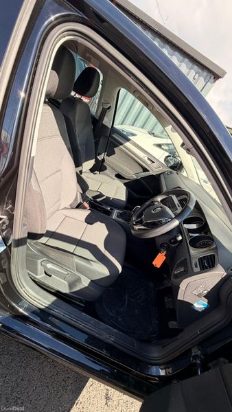 Volkswagen Golf 2014 385007564