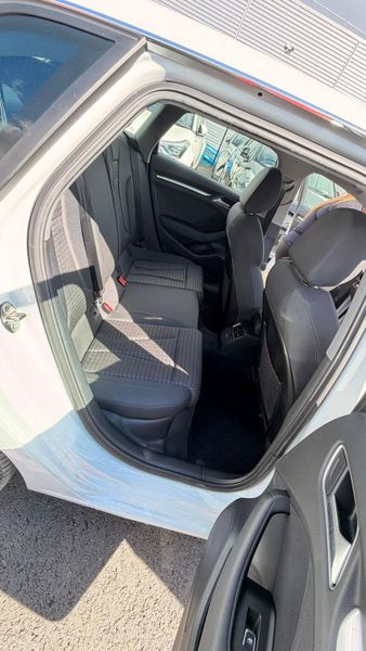 Audi A3 2020 385007810