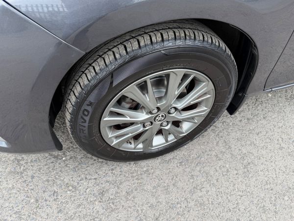 Toyota Yaris 2019 LUNA 1.0 VVTi IRISH CAR 385012334
