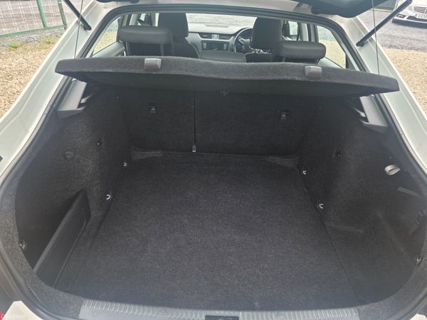 Skoda Octavia 2016 385027608