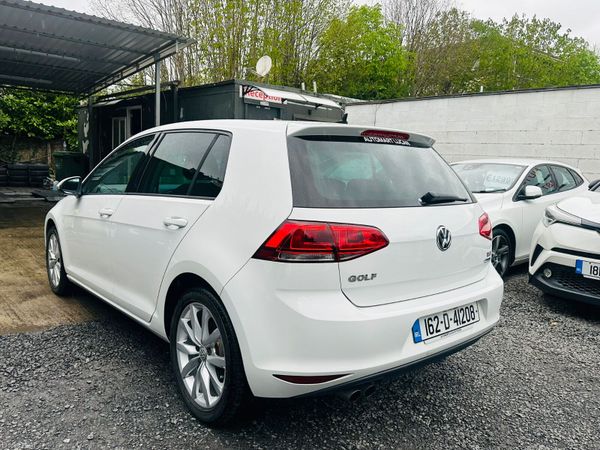 VOLKSWAGEN GOLF 2016 25K KM ONLY CAR PLAY 385029172