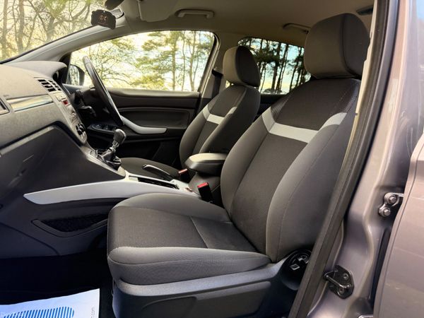 Ford Kuga 2012 4X4 Diesel 385039074