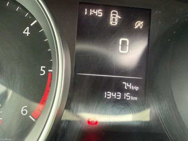 Volkswagen Golf 1.6 TDI 385140600