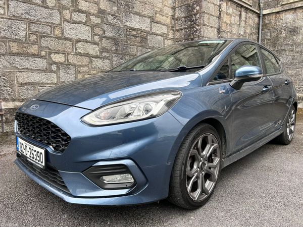 Ford Fiesta 2018 385140802