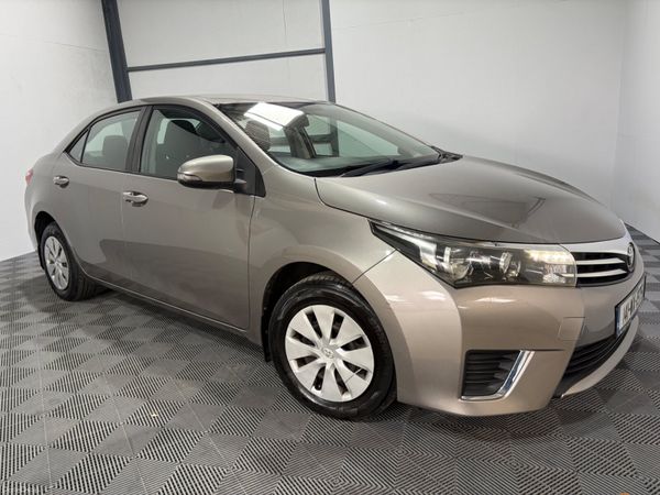 2014 Toyota Corolla Terra 1.3 VVTi Petrol Manual 385143946