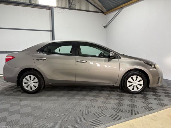 2014 Toyota Corolla Terra 1.3 VVTi Petrol Manual 385143952
