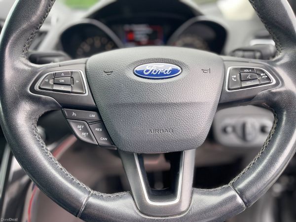 17 Ford Kuga Titanium 1.5 TDCi 120PS – Manual 385155090