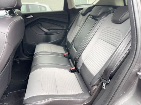 17 Ford Kuga Titanium 1.5 TDCi 120PS – Manual 385155100