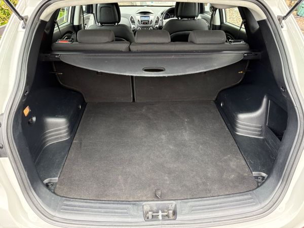 2012 Hyundai ix35 1.7 Diesel Executive 385184258