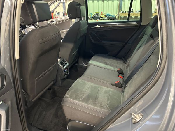 VOLKSWAGEN TIGUAN 2.0TDI ELEGANCE AUTO (VRT INC) 385190906