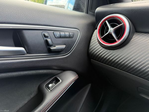 142 Mercedes-Benz A-Class 385196758